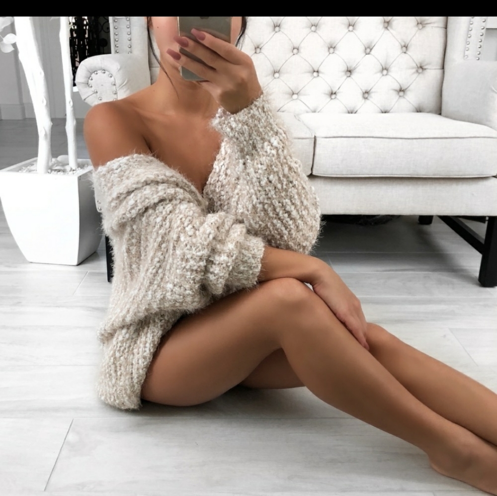 Ekattire sweater